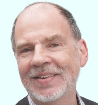 Sprechen Sie mich bitte an, wenn Sie weitere Aufträge erteilen möchten, vielleicht kann ich Ihnen weiterhelfen. Portraitfoto W. Schröders